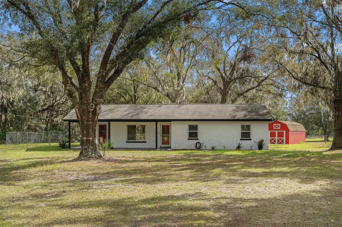 Lithia, FL 33547,949 OLD WELCOME RD