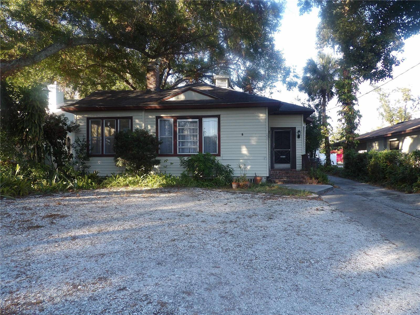 220 E PALM DR,  Lakeland,  FL 33803