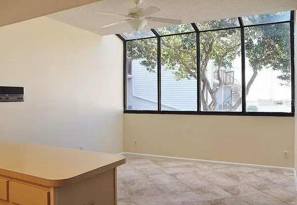 Saint Petersburg, FL 33715,557 PINELLAS BAYWAY S #201