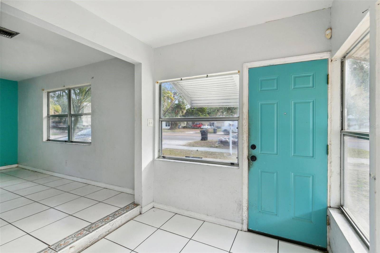 St Petersburg, FL 33705,2901 DR MARTIN LUTHER KING JR ST S