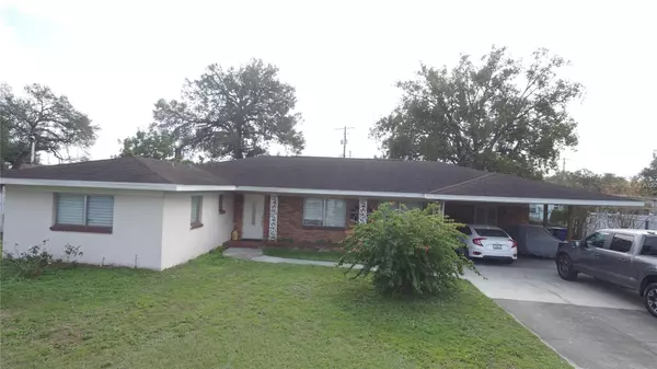 2910 W COMANCHE AVE, Tampa, FL 33614