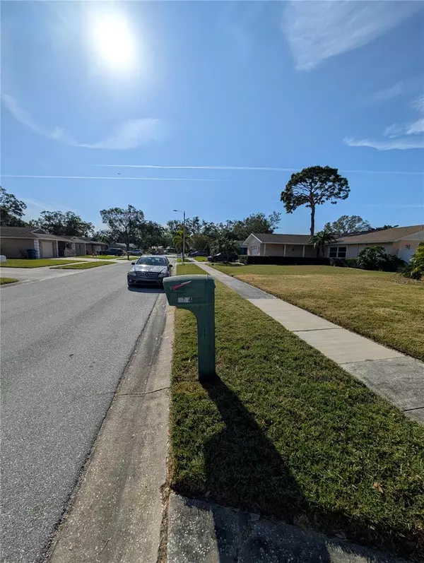 Pinellas Park, FL 33781,6774 SANDWATER TRL N