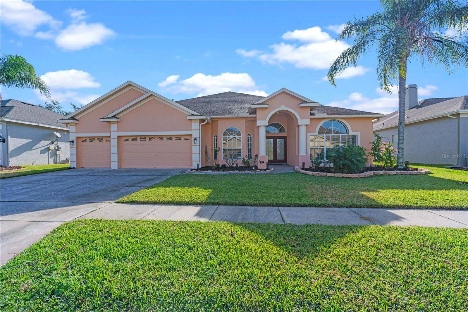 Wesley Chapel, FL 33543,1406 DEERBOURNE DR