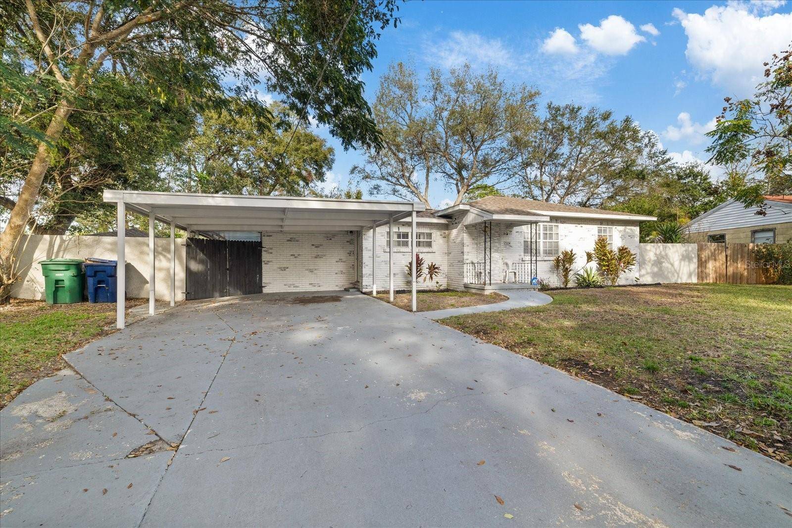 Tampa, FL 33610,1504 E MCBERRY ST