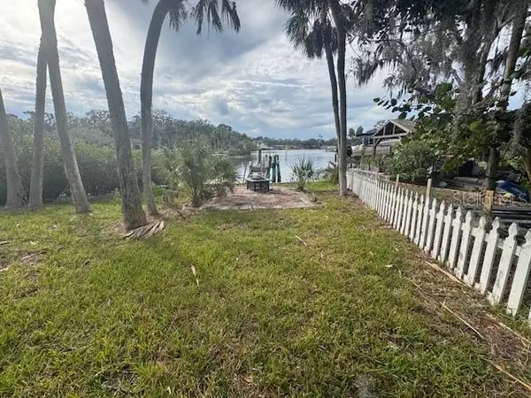 New Port Richey, FL 34652,7424 GRAND BLVD