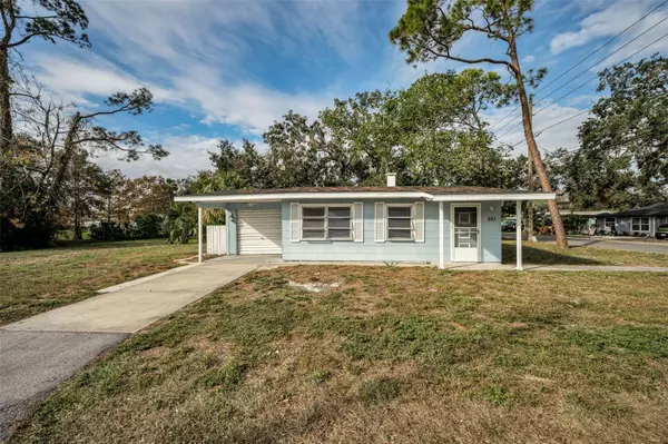 Dunedin, FL 34698,551 BAY ST