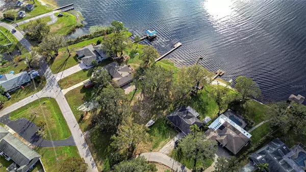 Land O Lakes, FL 34639,3207 LAKE PADGETT DR