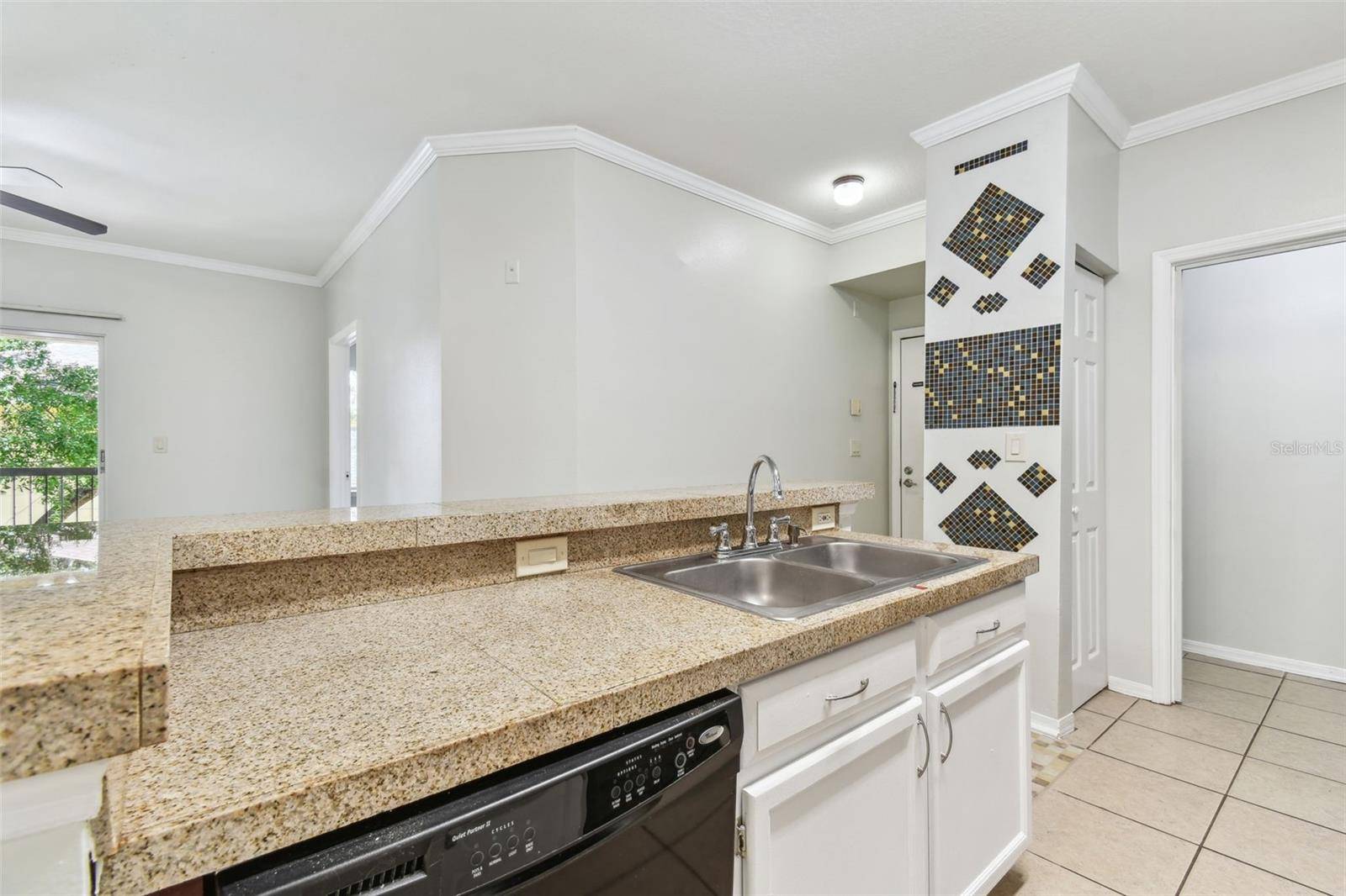 Tampa, FL 33624,5606 PINNACLE HEIGHTS CIR #304