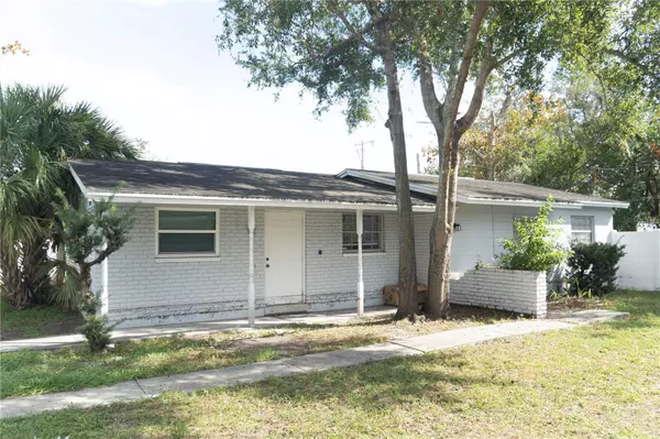 1409 COLLEGE PARK LN, Tampa, FL 33612