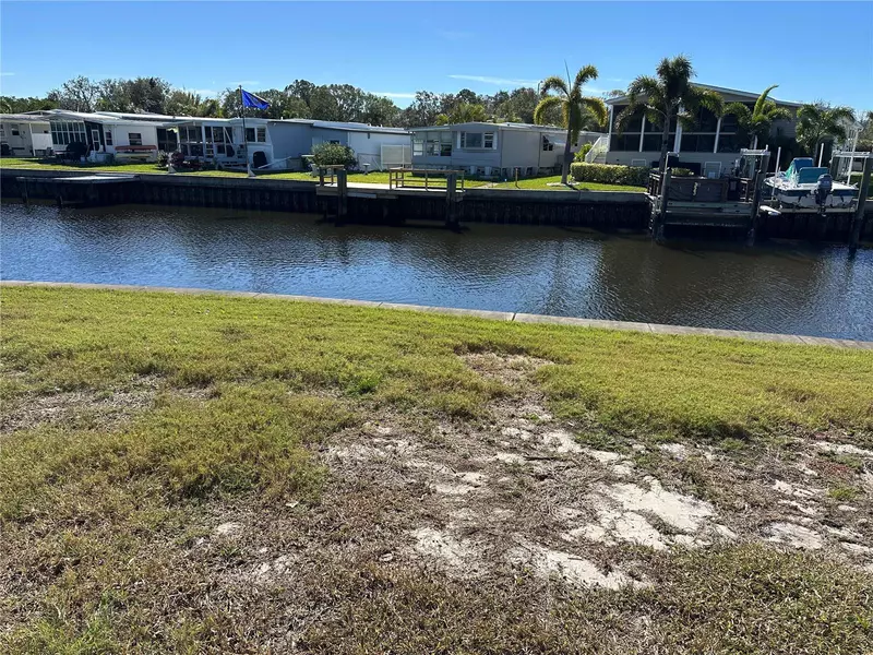 6804 MOUNT QUINCY DR NE #362, St Petersburg, FL 33702