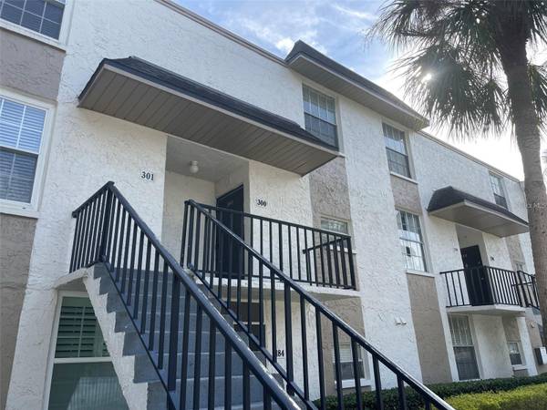 107 CALDWELL DR #300, Brandon, FL 33510