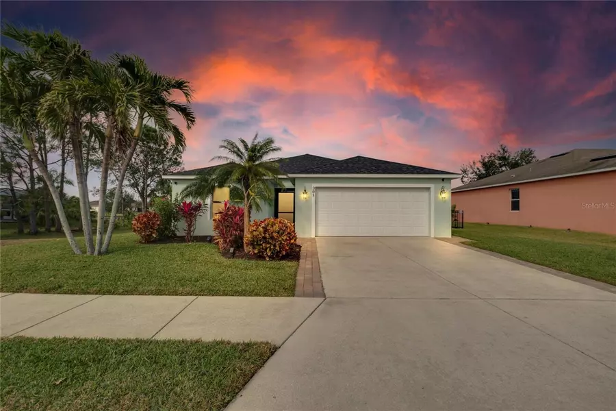 305 65TH AVE E, Bradenton, FL 34203