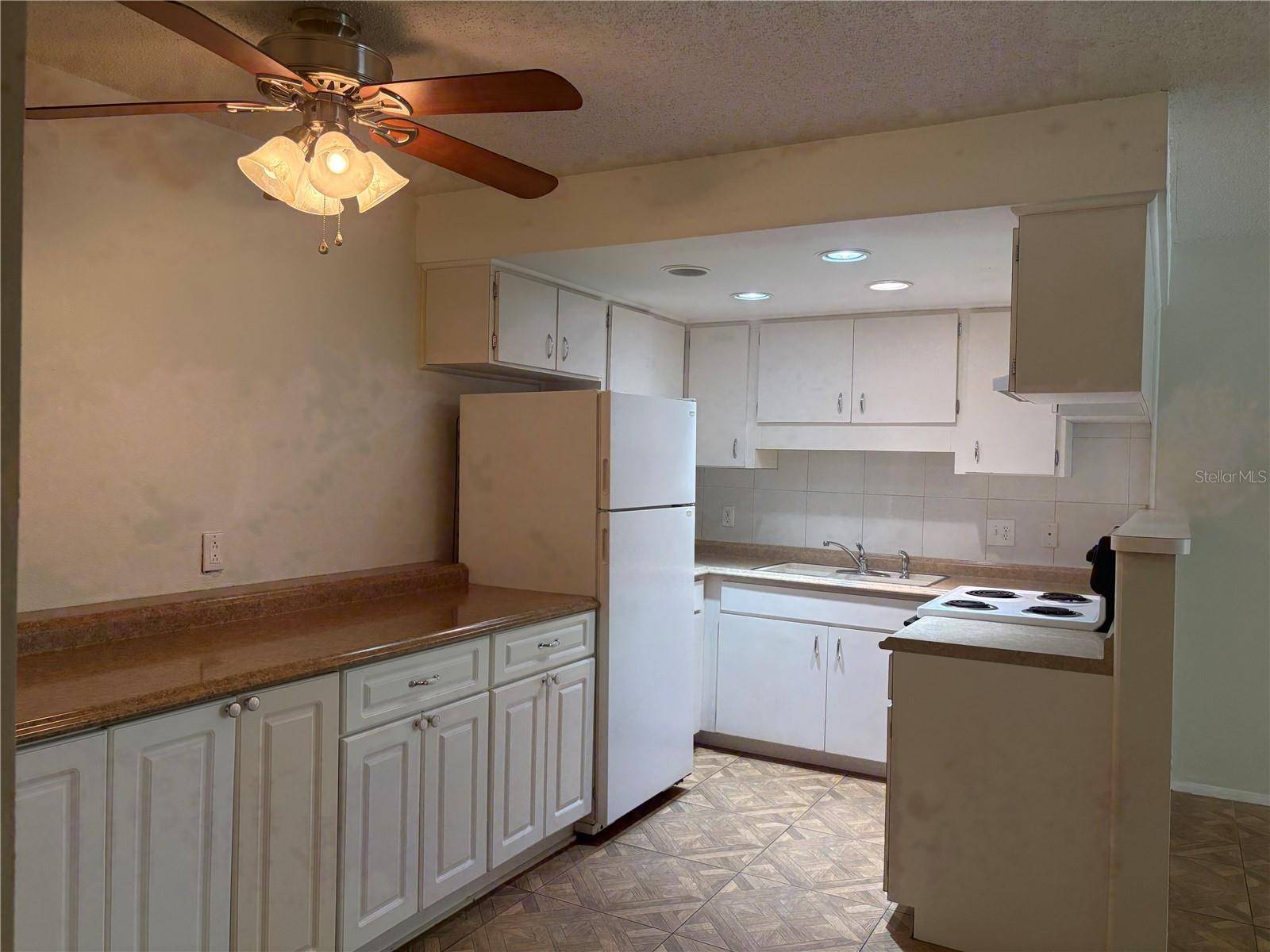 New Port Richey, FL 34653,6177 CHESHAM DR #6