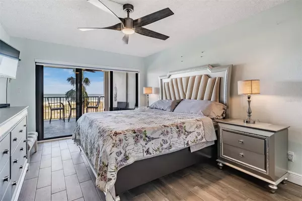 Clearwater Beach, FL 33767,1230 GULF BLVD #604