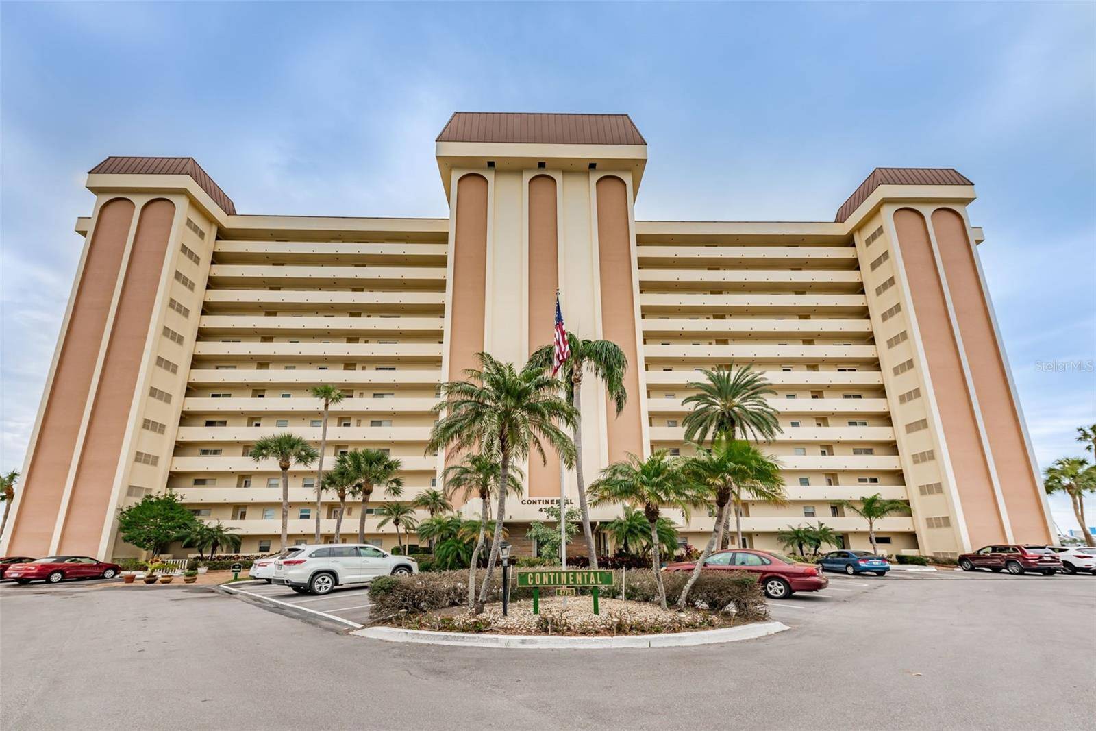 4775 COVE CIR #1105, St Petersburg, FL 33708