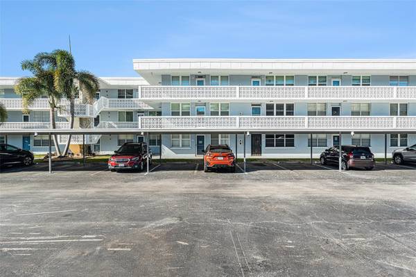 4880 LOCUST ST NE #227, St Petersburg, FL 33703