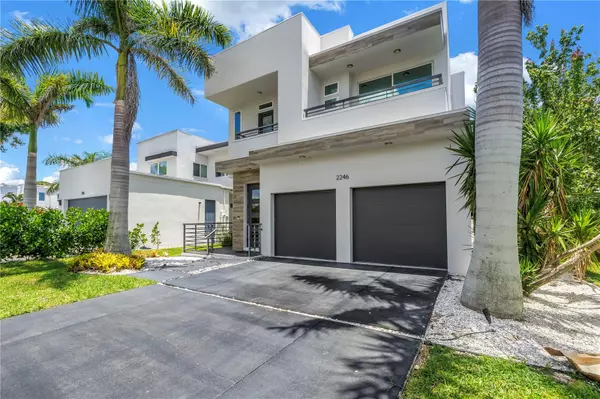 Sarasota, FL 34231,2246 FIESTA DR
