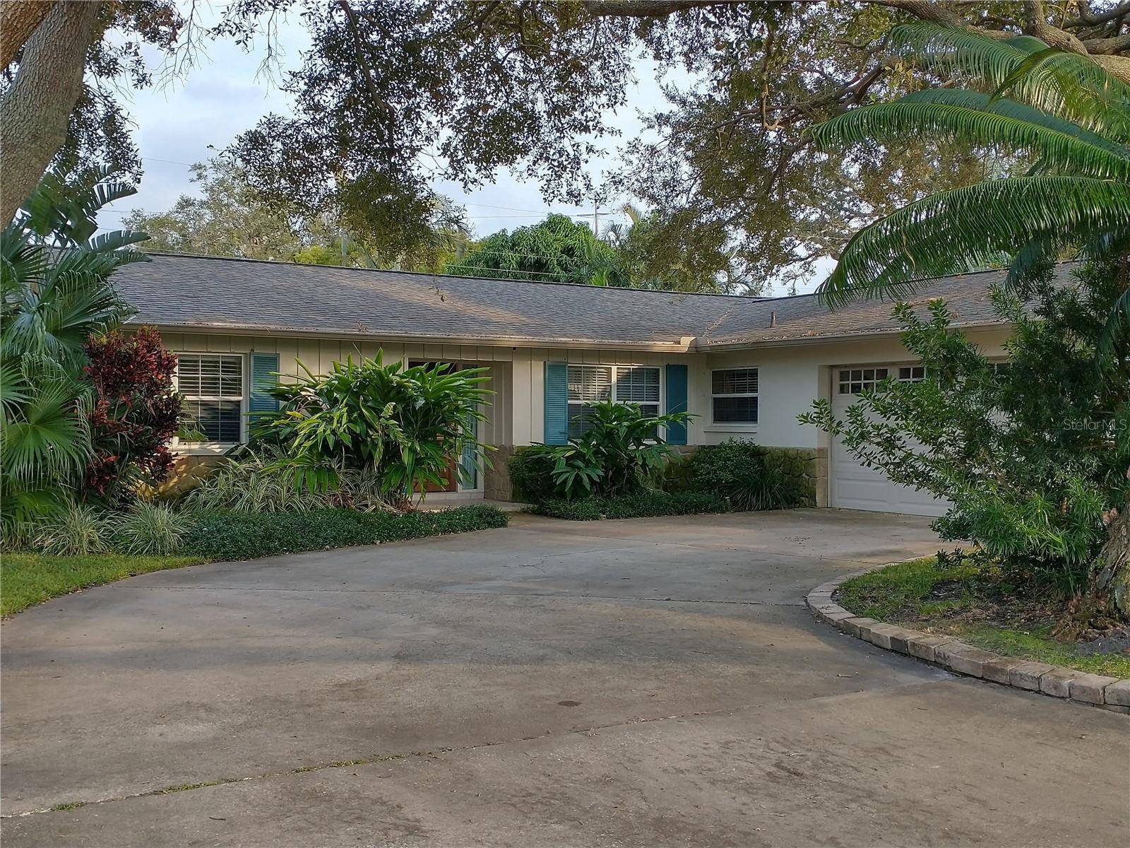 925 IRENE AVE,  Largo,  FL 33771