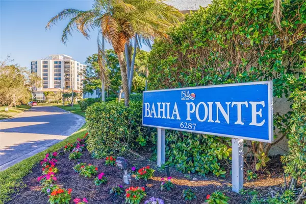 St Petersburg, FL 33715,6287 BAHIA DEL MAR CIR #114