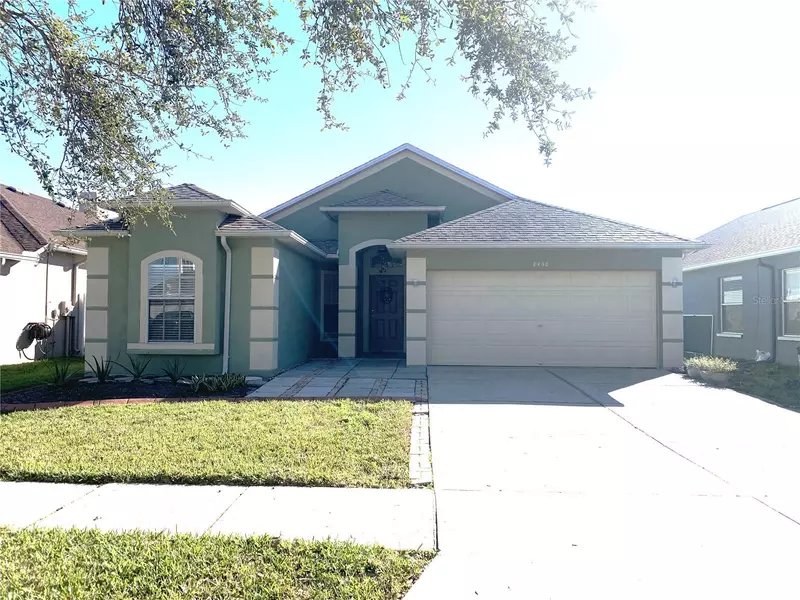 8408 CANTERBURY LAKE BLVD, Tampa, FL 33619