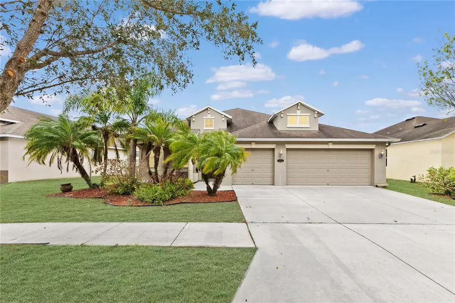 10829 BREAKING ROCKS DR, Tampa, FL 33647