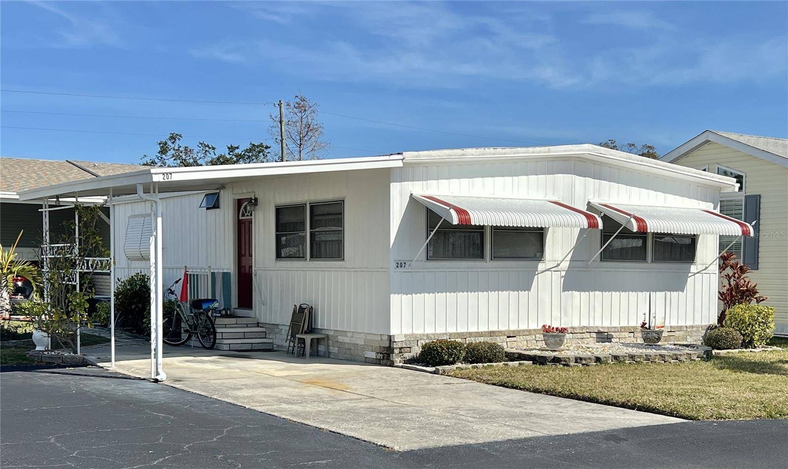 207 MOUNT PINEY AVE NE #284, St Petersburg, FL 33702