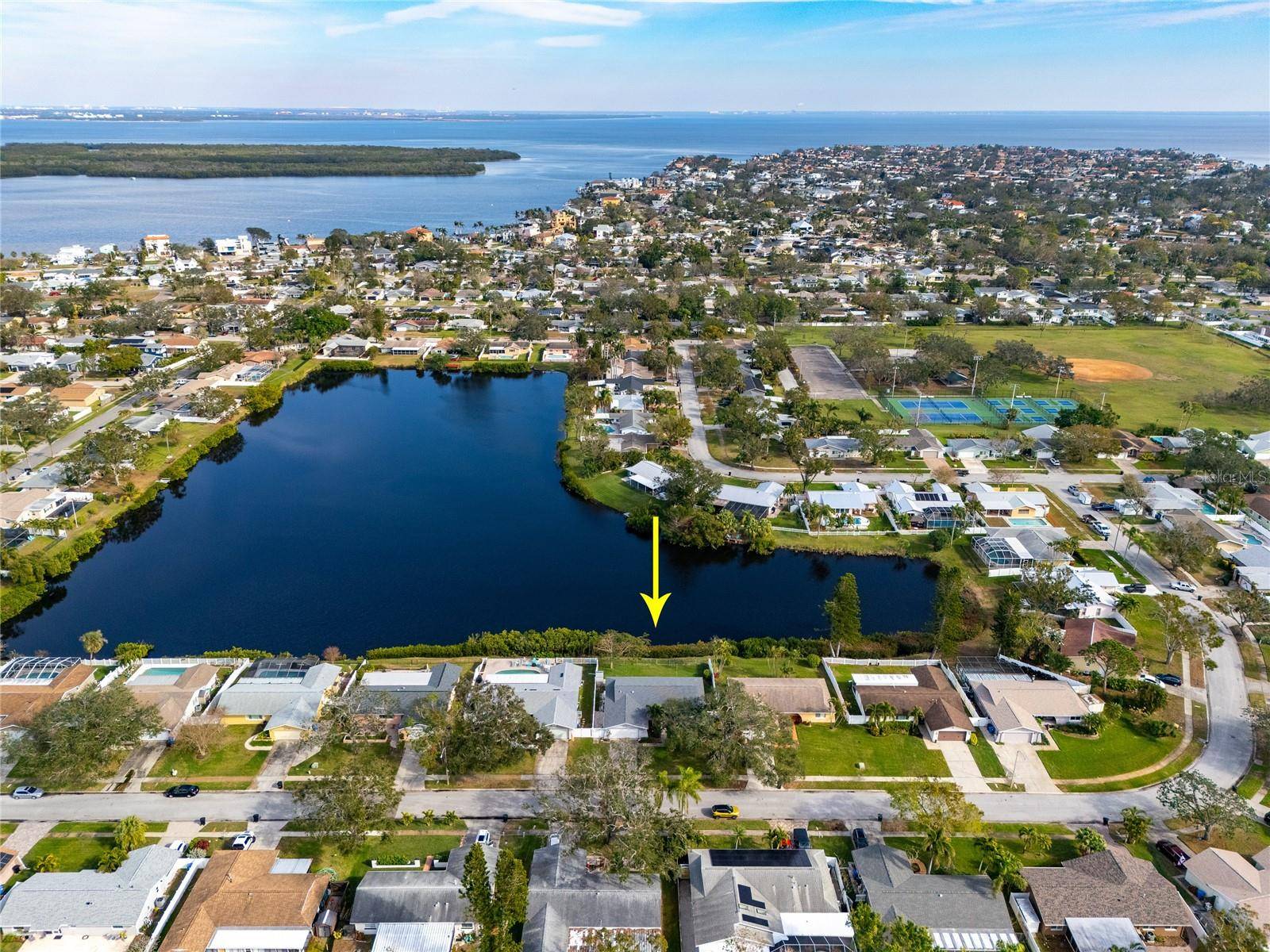 5621 16TH LN NE, St Petersburg, FL 33703