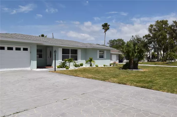 Belleair Beach, FL 33786,123 9TH ST
