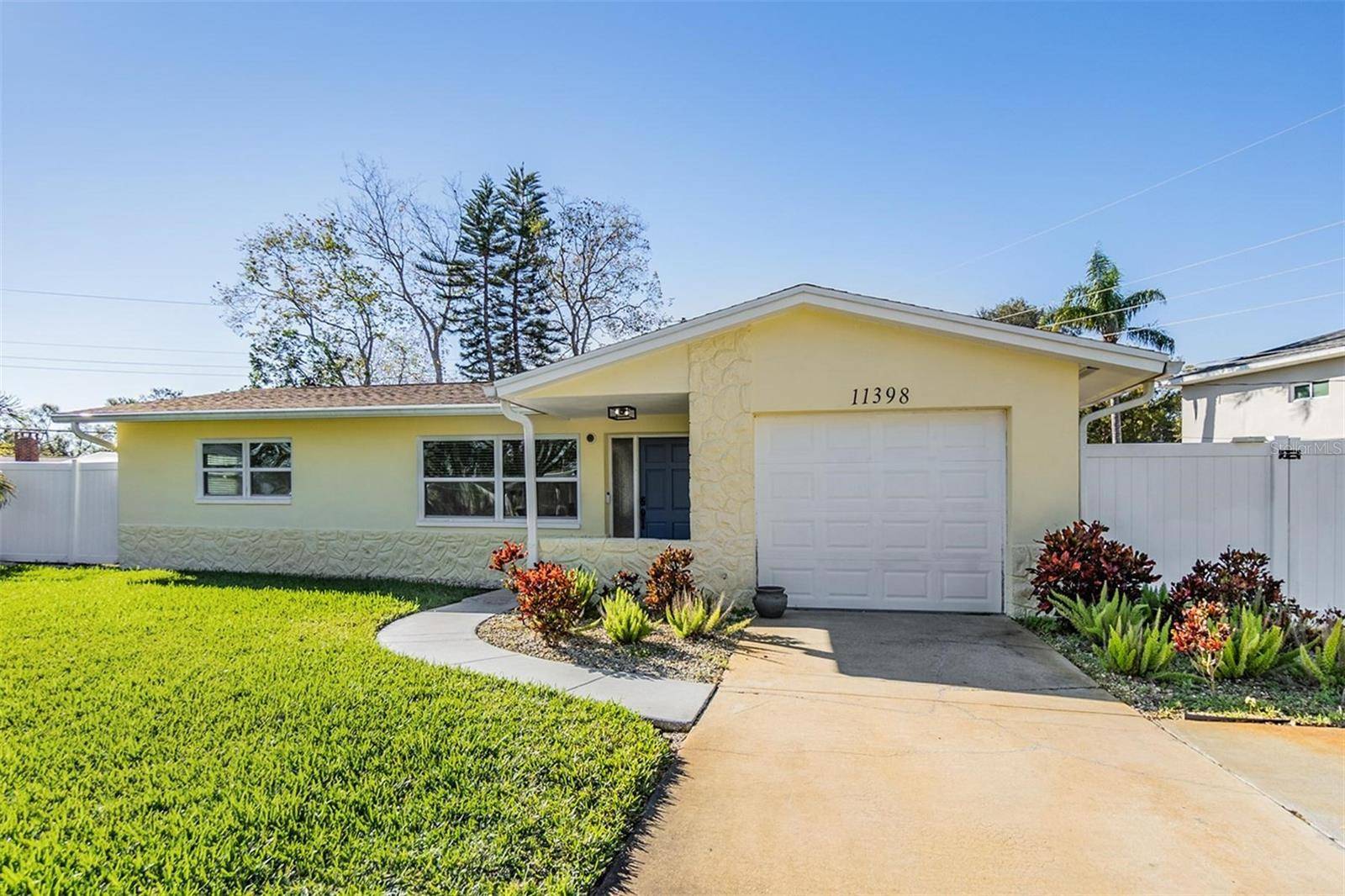 11398 88TH AVE, Seminole, FL 33772