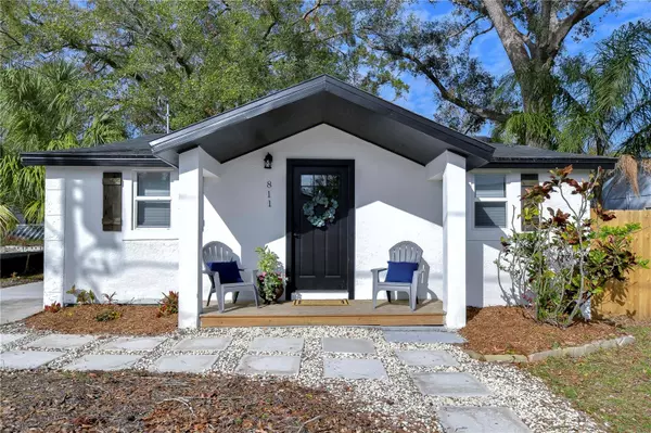 811 W HIAWATHA ST, Tampa, FL 33604