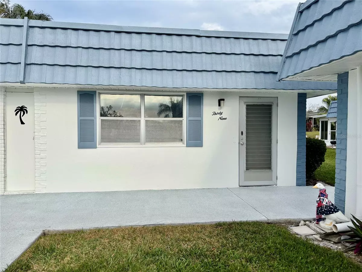 Sun City Center, FL 33573,1901 ANDOVER WAY #39