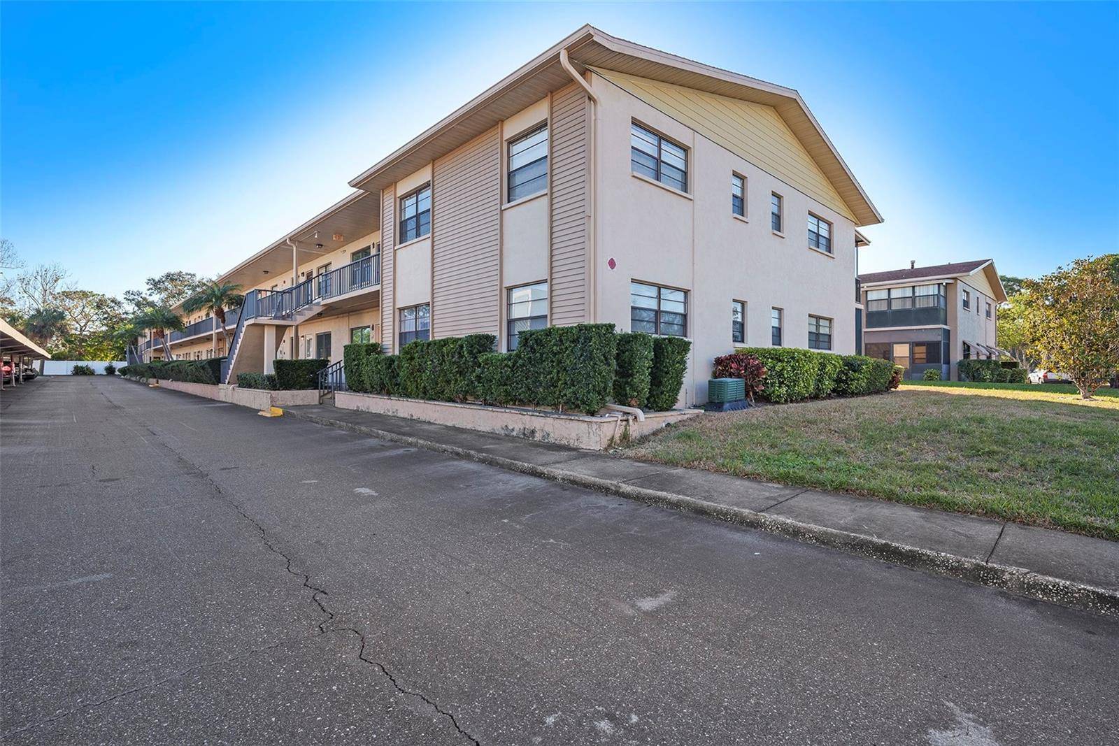 5967 TERRACE PARK DR N #101, St Petersburg, FL 33709