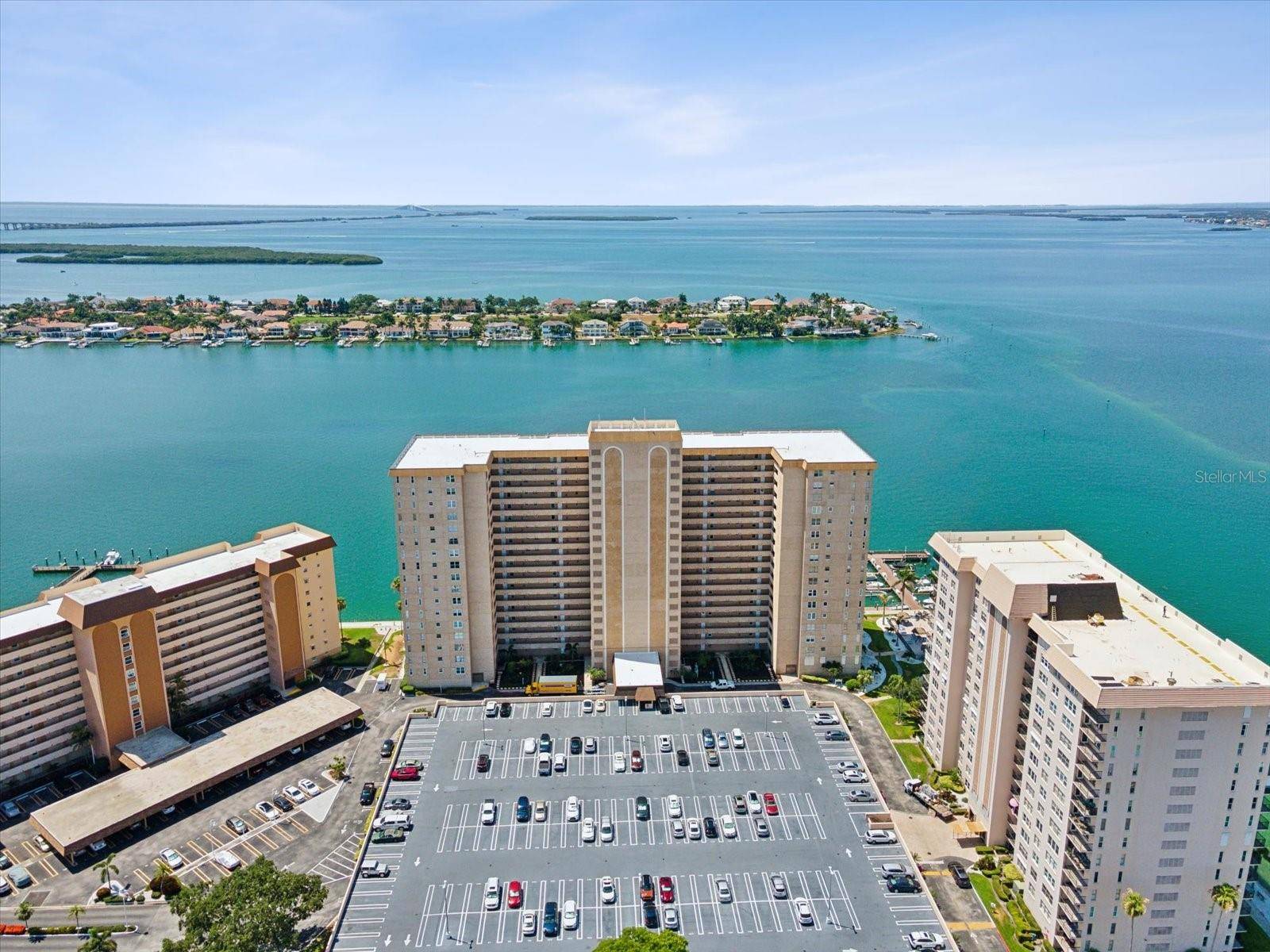 5200 BRITTANY DR S #1204, St Petersburg, FL 33715