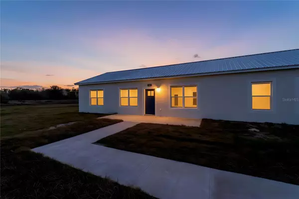 6085 LIGHTSEY RD, Fort Meade, FL 33841