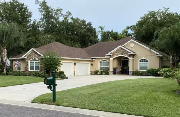 2 LAURA CT, Palm Coast, FL 32137