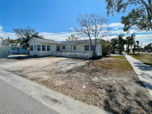 5732 31ST AVE S,  Gulfport,  FL 33707