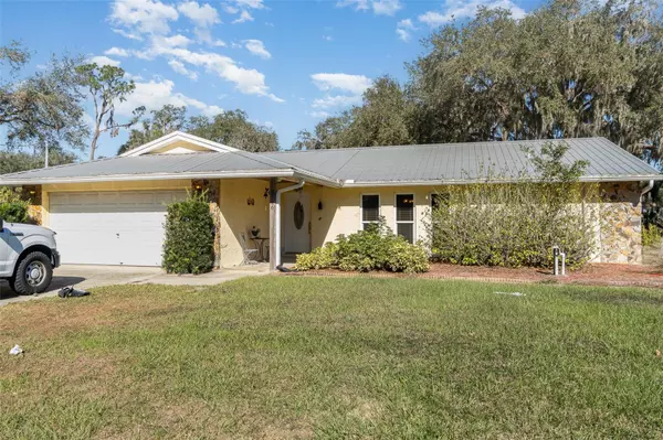 Lithia, FL 33547,2776 NICHOLS RD