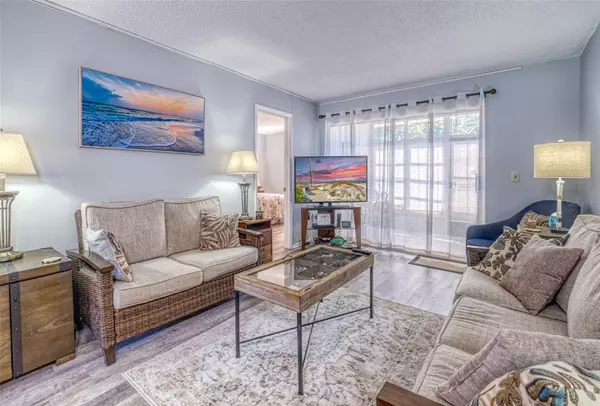 Seminole, FL 33776,13714 MISSION OAKS BLVD #13714