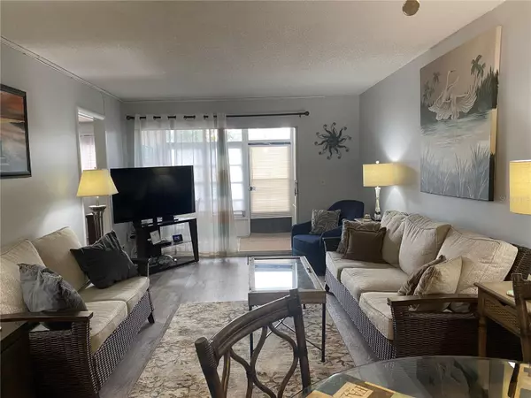 Seminole, FL 33776,13714 MISSION OAKS BLVD #13714