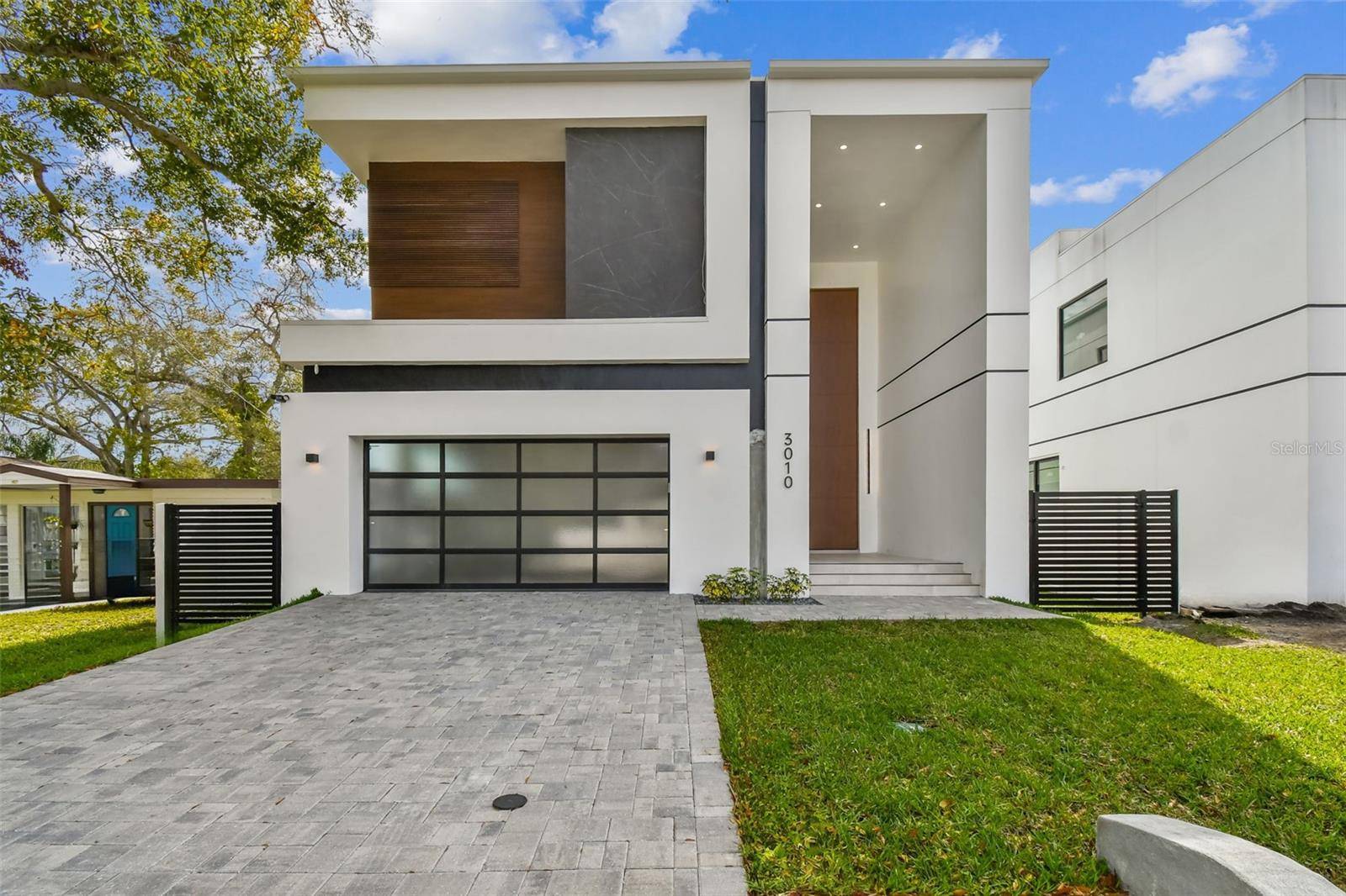 3010 W TRILBY AVE, Tampa, FL 33611
