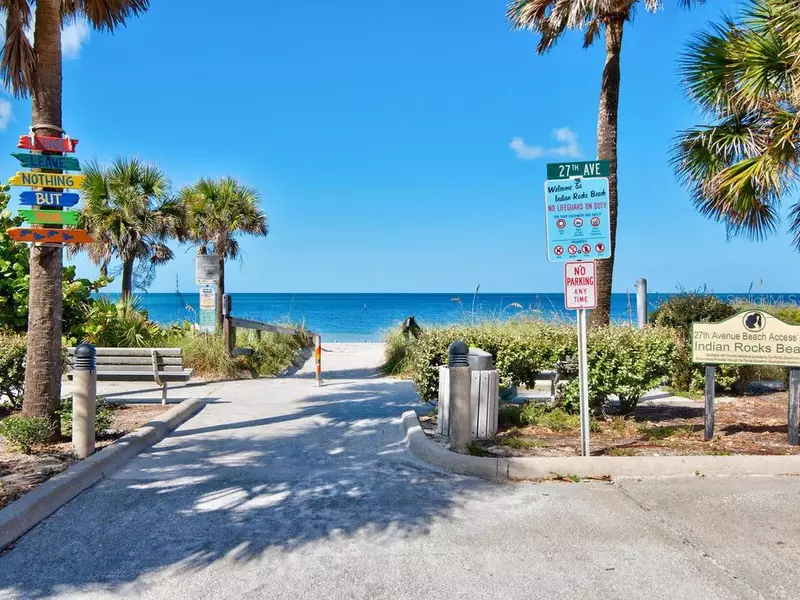 2700 GULF BLVD #2, Indian Rocks Beach, FL 33785