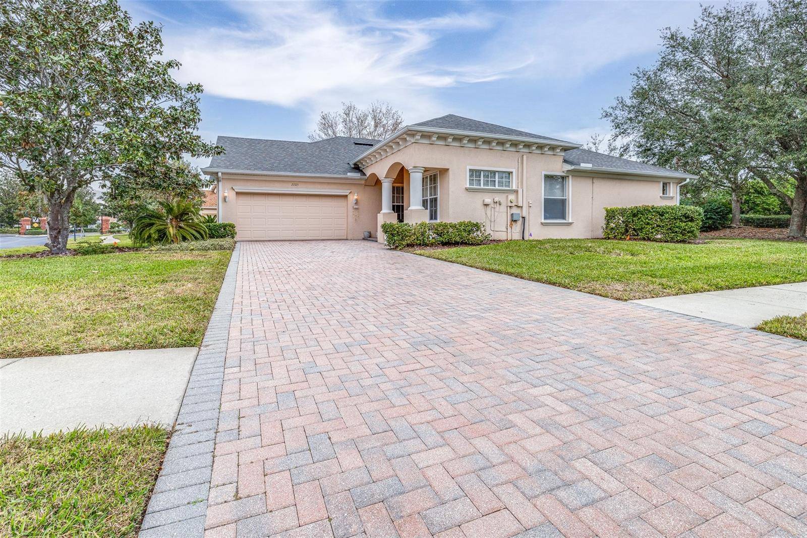 Wesley Chapel, FL 33544,27325 MISTFLOWER DR