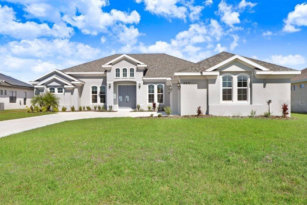 5211 LAKE VENICE DR, Wimauma, FL 33598