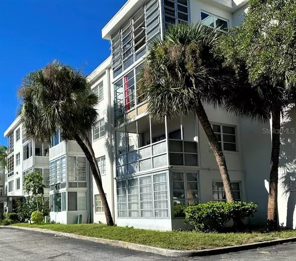 100 WAVERLY WAY #201, Clearwater, FL 33756