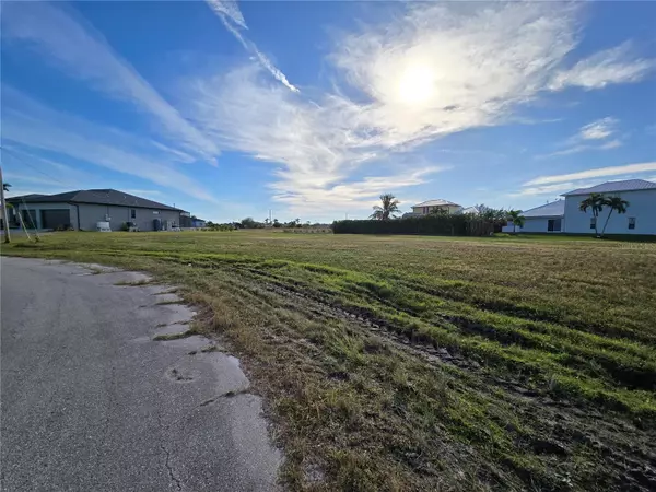 3100 NW 1ST ST, Cape Coral, FL 33993