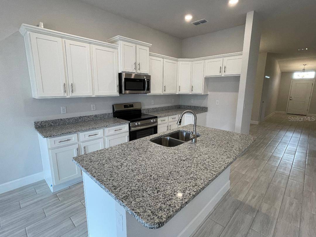 Dade City, FL 33525,13299 OGDEN GLADE RD