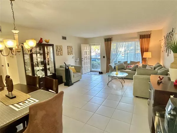 Clearwater, FL 33763,2222 AMERICUS BLVD N #2