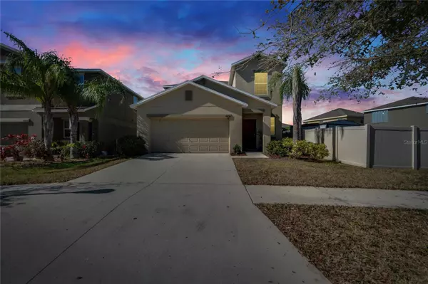 6834 BLUE MOON WAY, Sun City Center, FL 33573