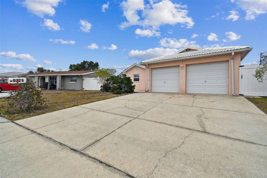 9229 HAVERFORD LN, Port Richey, FL 34668