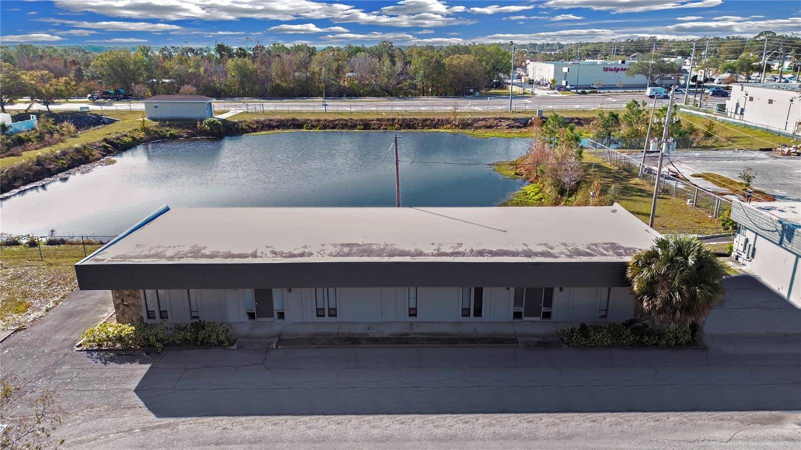 Largo, FL 33778,10333 SEMINOLE BLVD #13/14